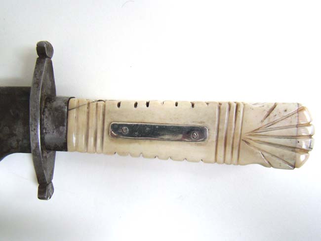 An 1840's Mexican War era Bowie Knife resembling the work of noted maker Enoch Drabble — image 2